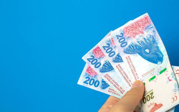 How Argentinians Can Manage Money During Rising Living Costs